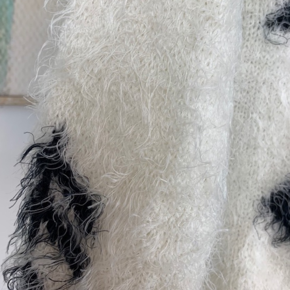 Hollister fuzzy/shaggy sweater. M. - Picture 7 of 13
